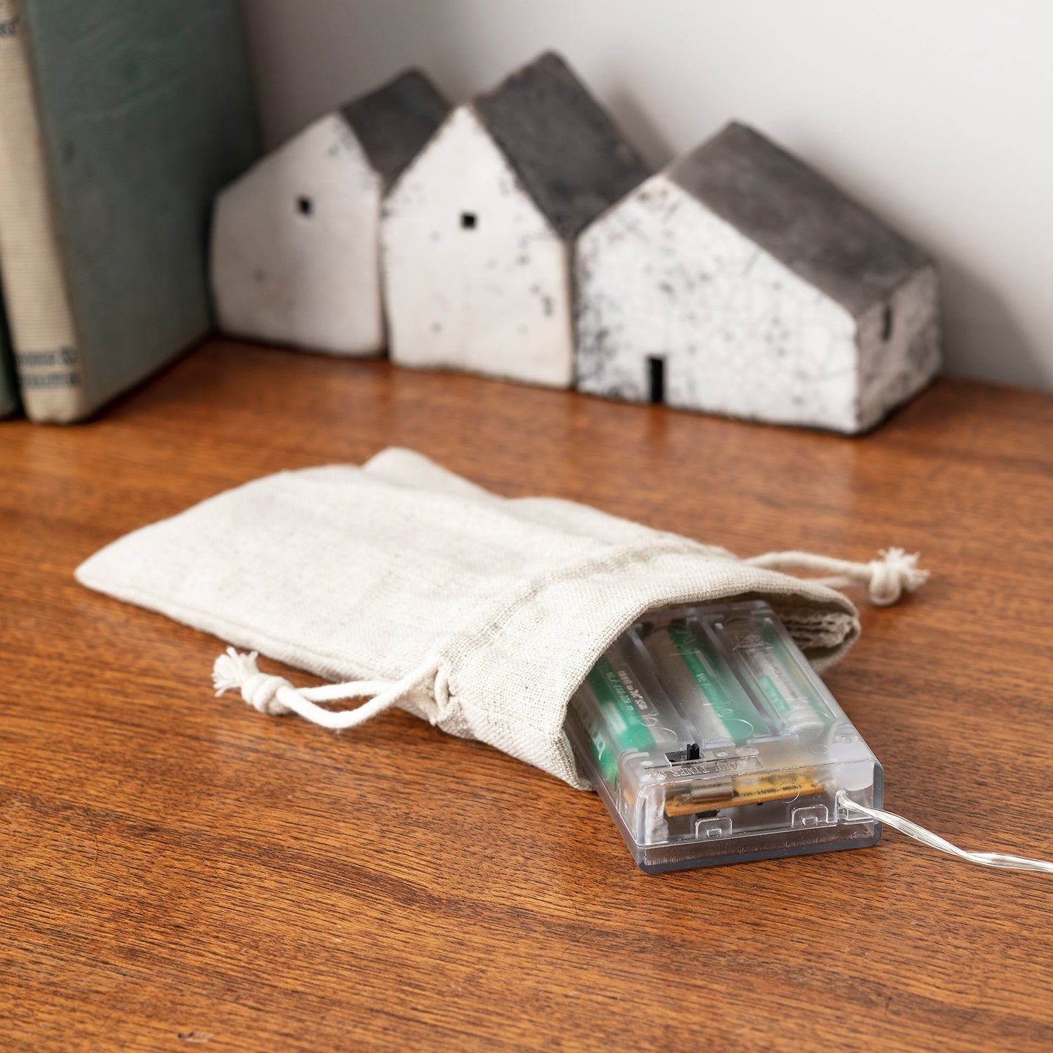 Linen Drawstring Battery Box Bag