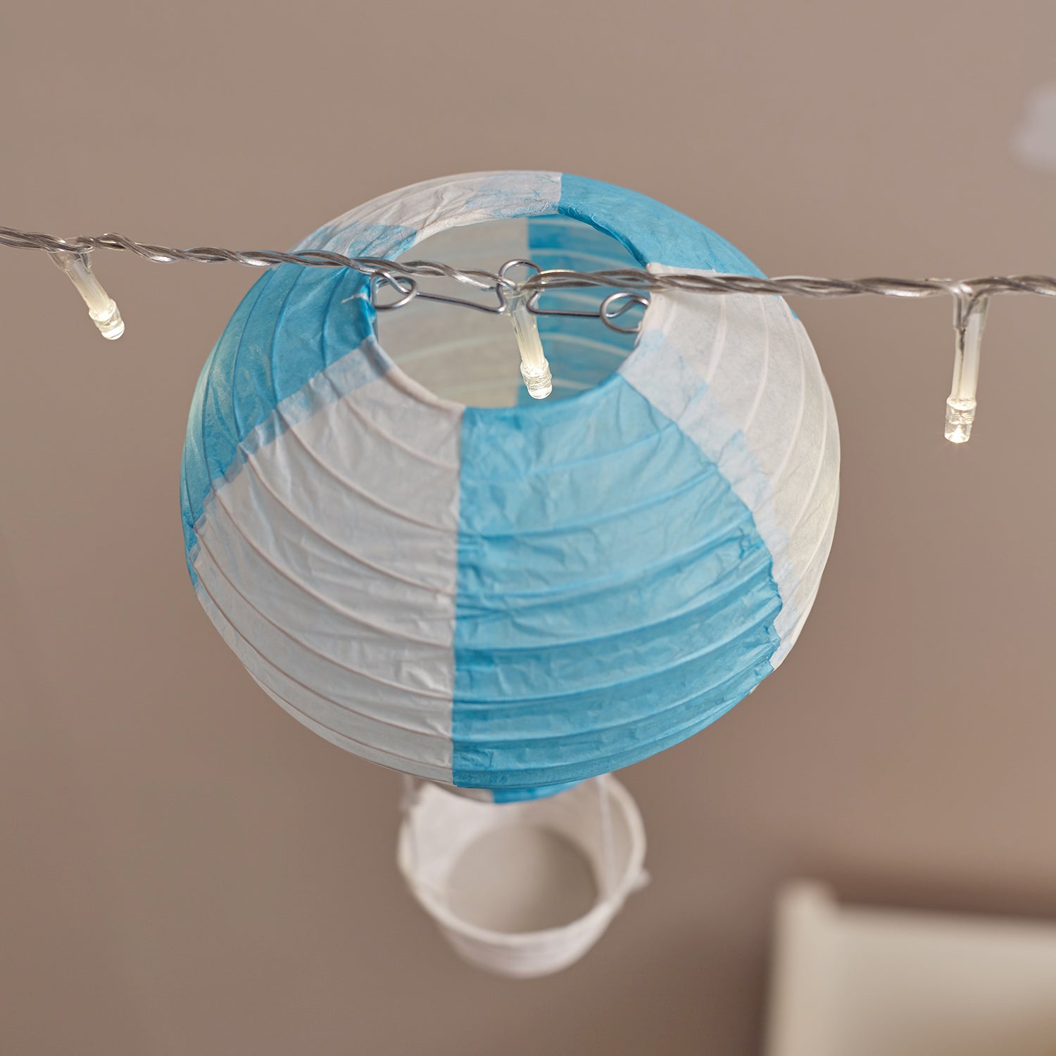 5 Pastel Hot Air Balloon Fairy Light Lanterns