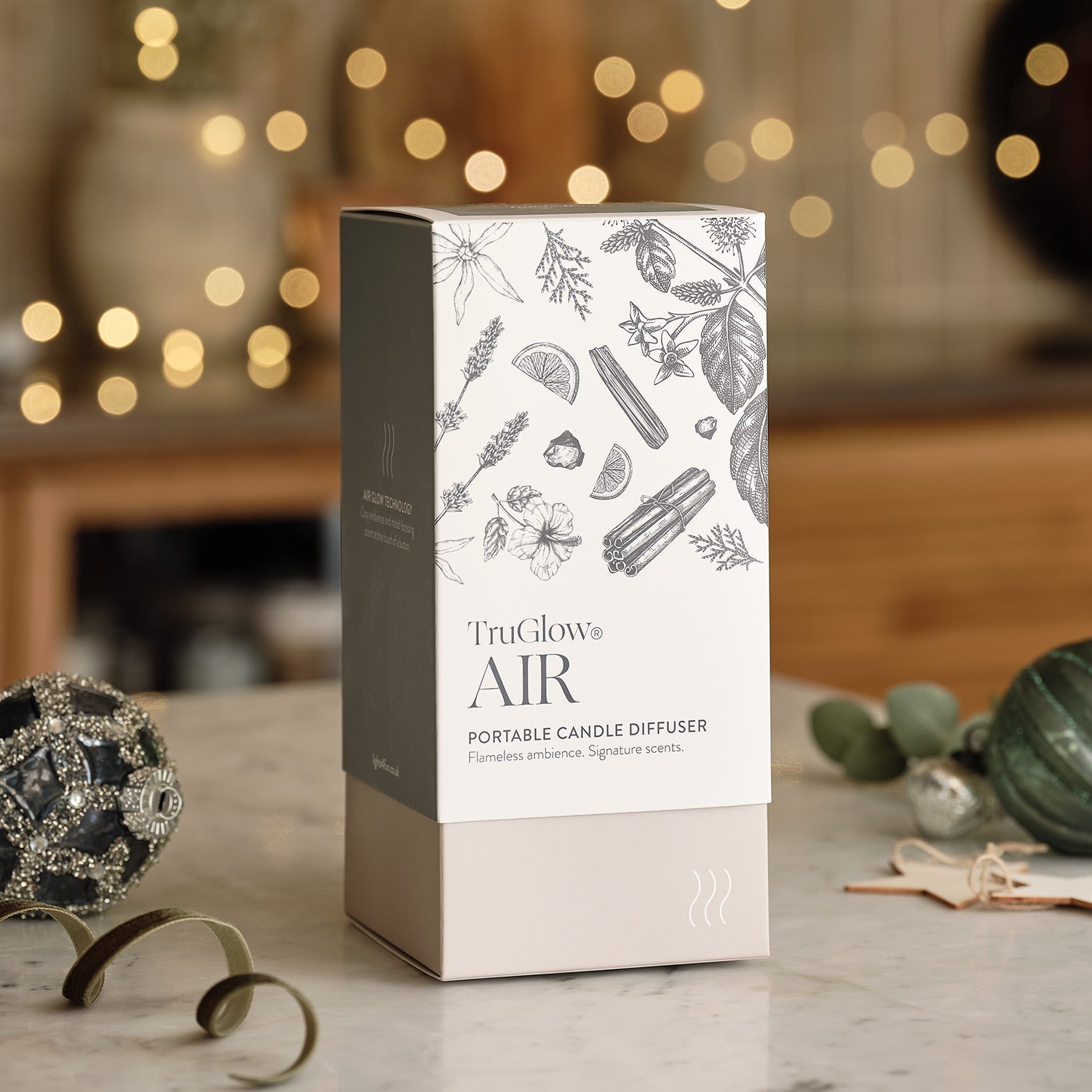 TruGlow AIR® Portable Candle Diffuser & Citronella, Bergamot & Lemon Diffuser Oil Bundle