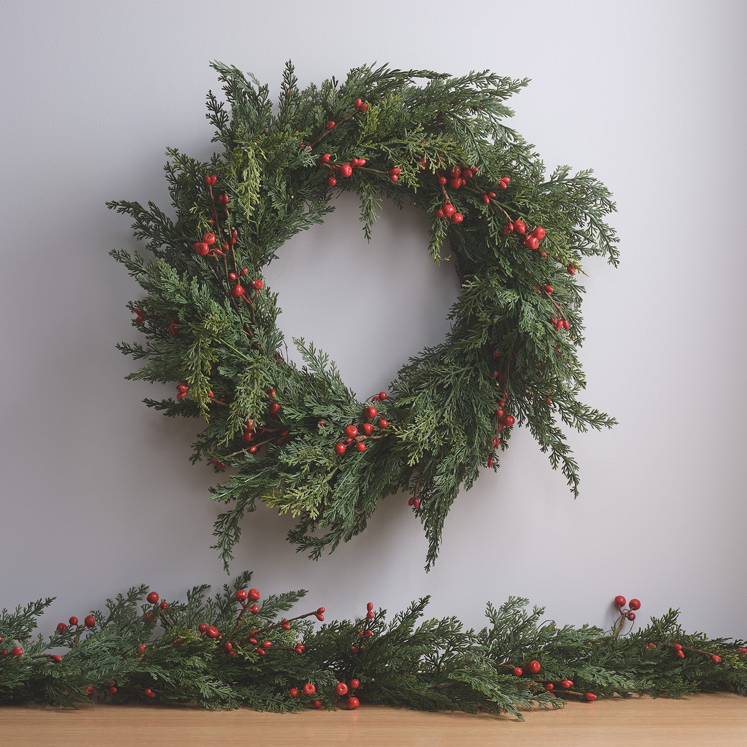 Pre Lit Red Berry Christmas Wreath & Garland