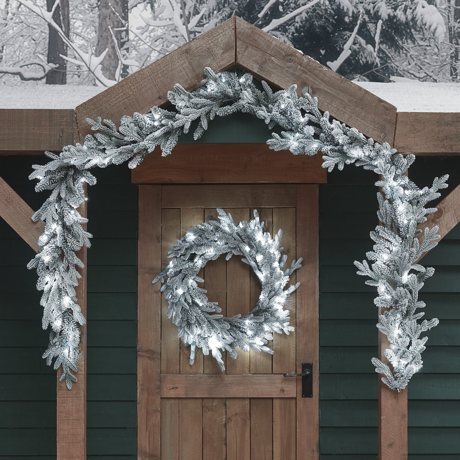 Pre Lit Outdoor Snowy Christmas Wreath & Garland