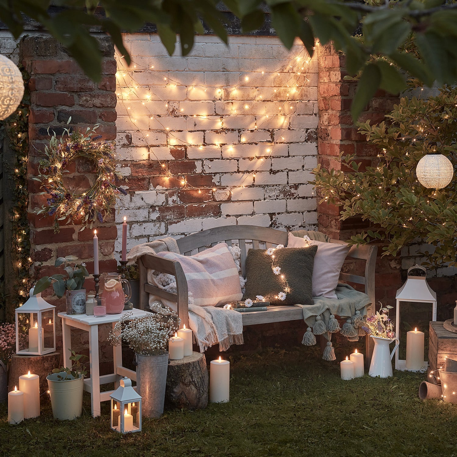 Essential Connect 20m 200 Warm White Connectable Fairy Lights Clear Cable