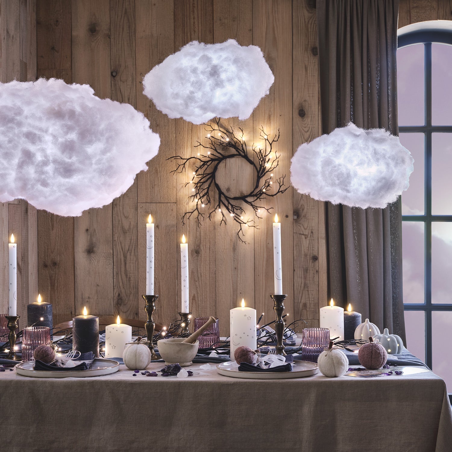 40cm Pre Lit Black Twig Halloween Wreath