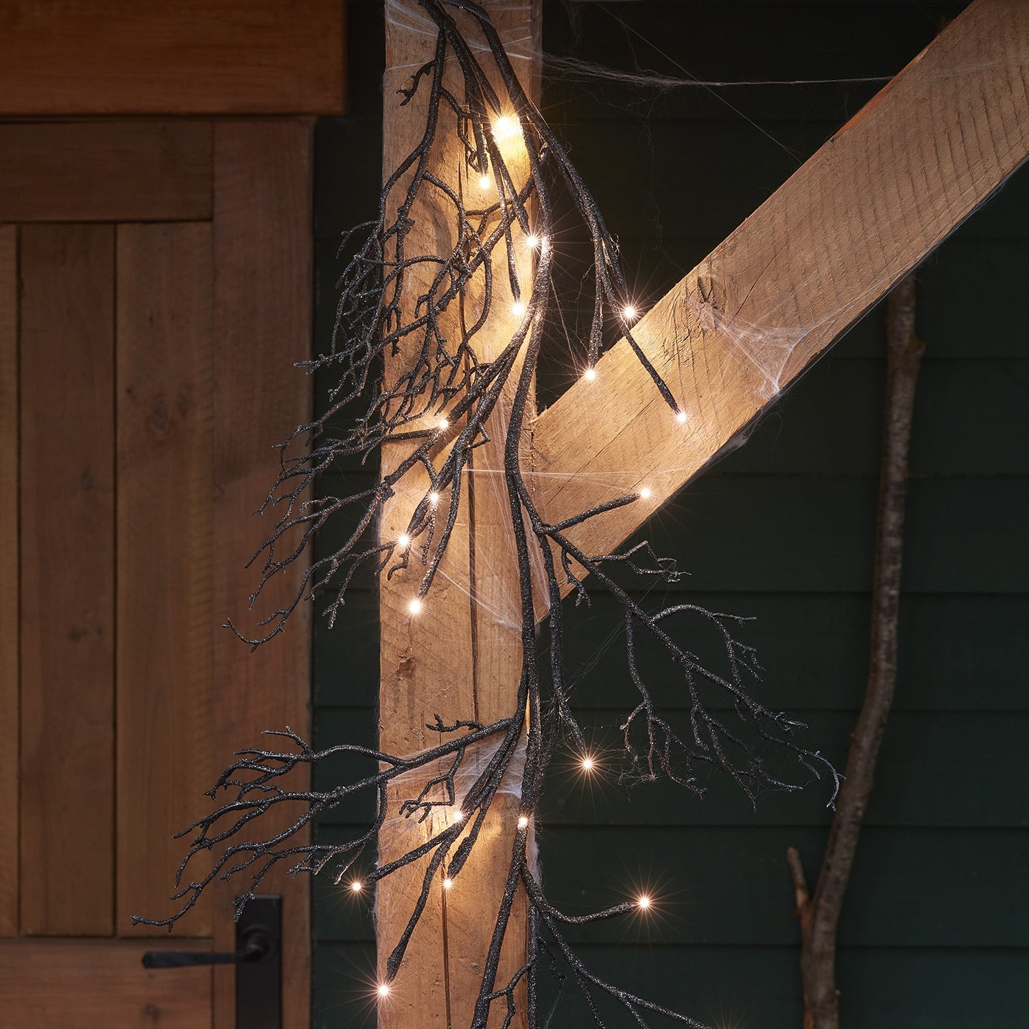 Pre Lit Black Glitter Halloween Wreath, Garland & Stake Lights