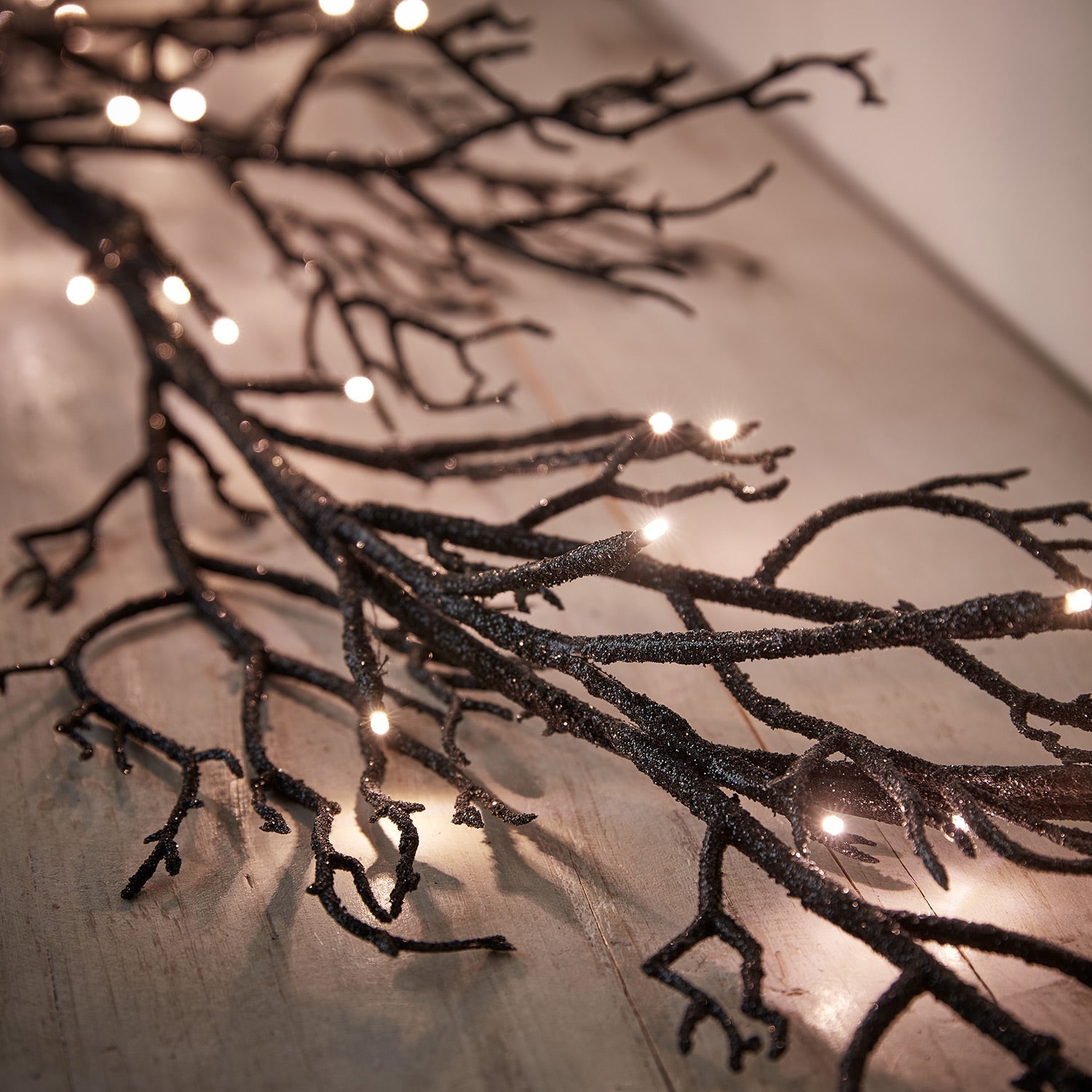 1.5m Pre Lit Black Twig Halloween Garland