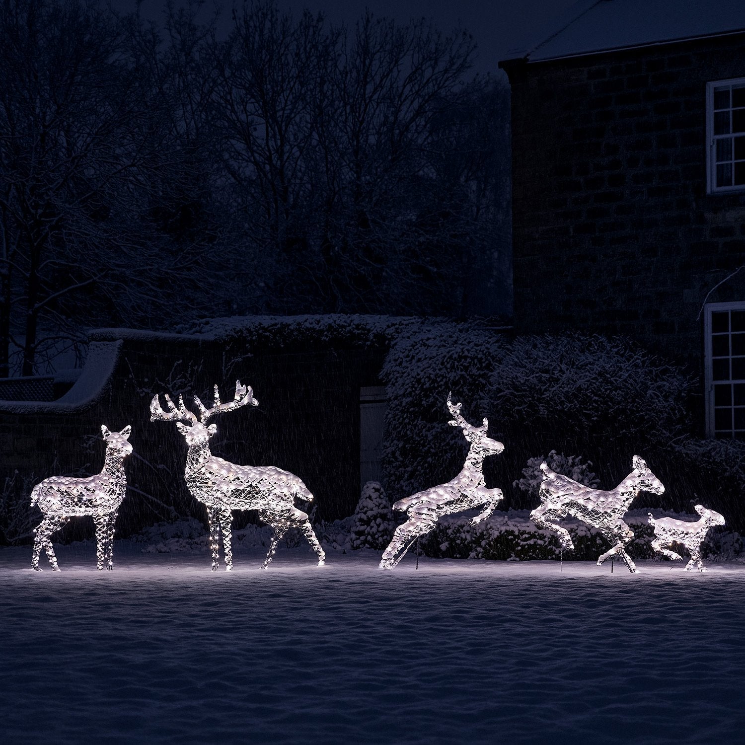 1.4m Regular Harlow Rattan Stag Dual Colour LED Light Up Reindeer