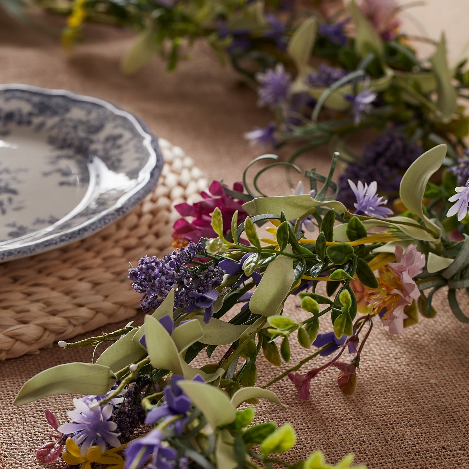 Pre Lit Spring Lavender Garland