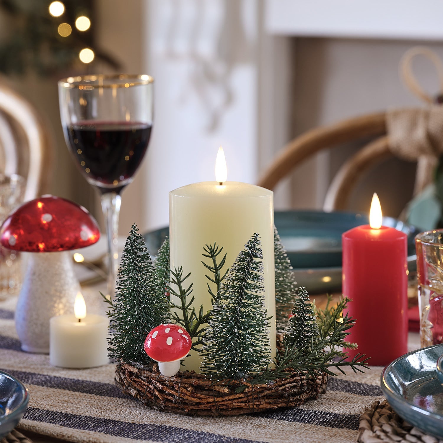 14cm Winter Mushroom and Rattan Candle Holder