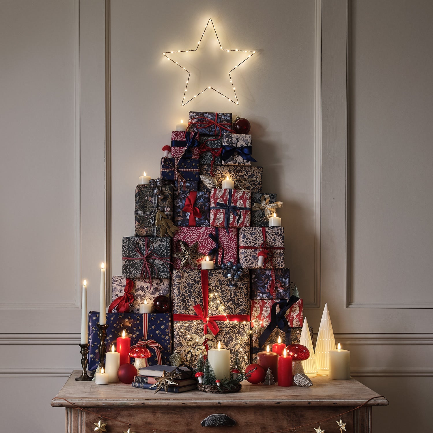 14cm Winter Mushroom and Rattan Candle Holder