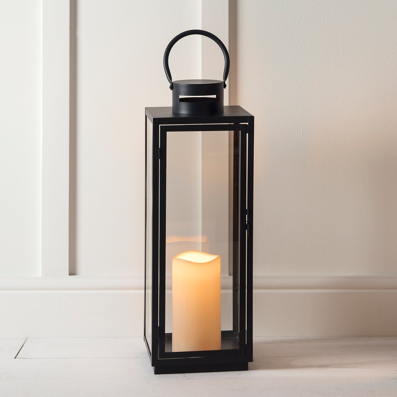 Malvern Large Battery Outdoor Lantern