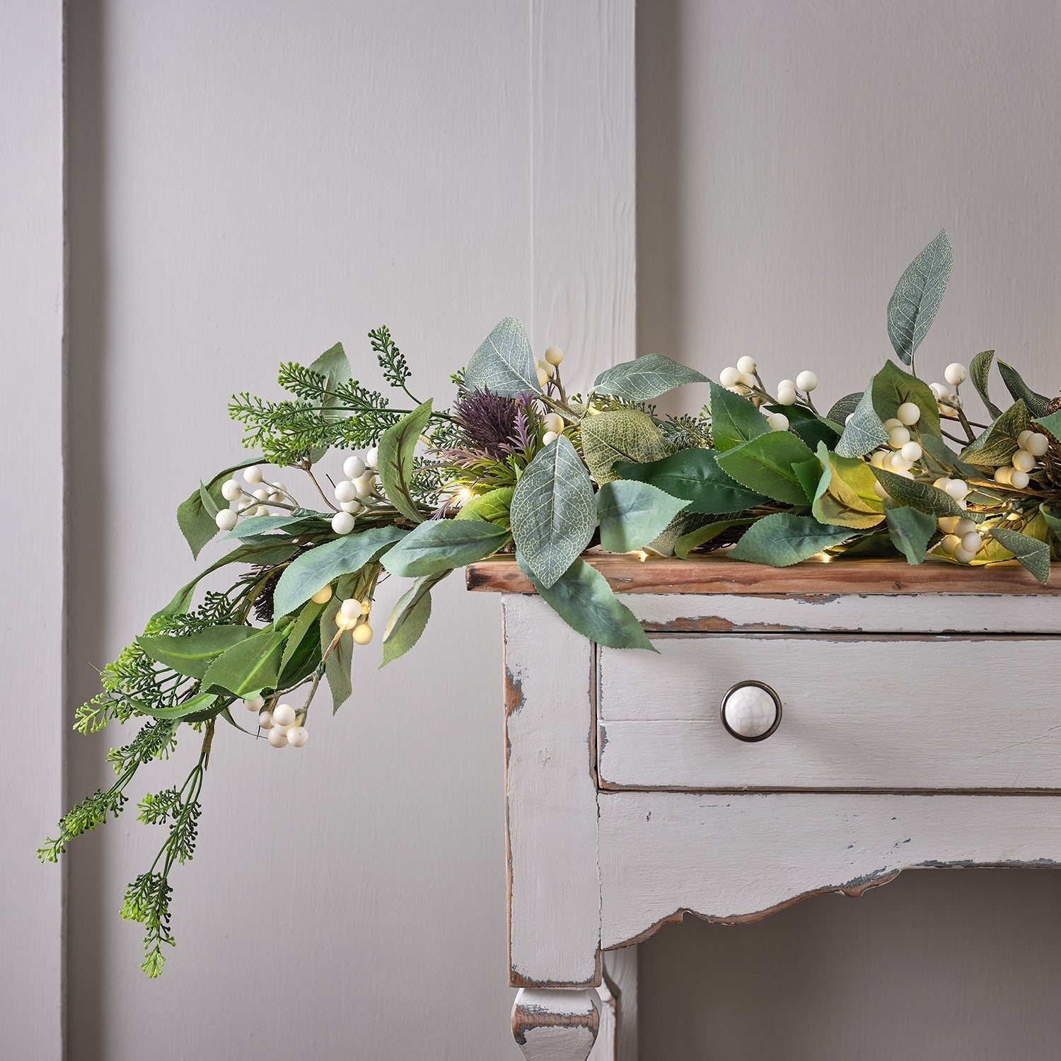 1.5m Pre Lit Christmas Collection Garland