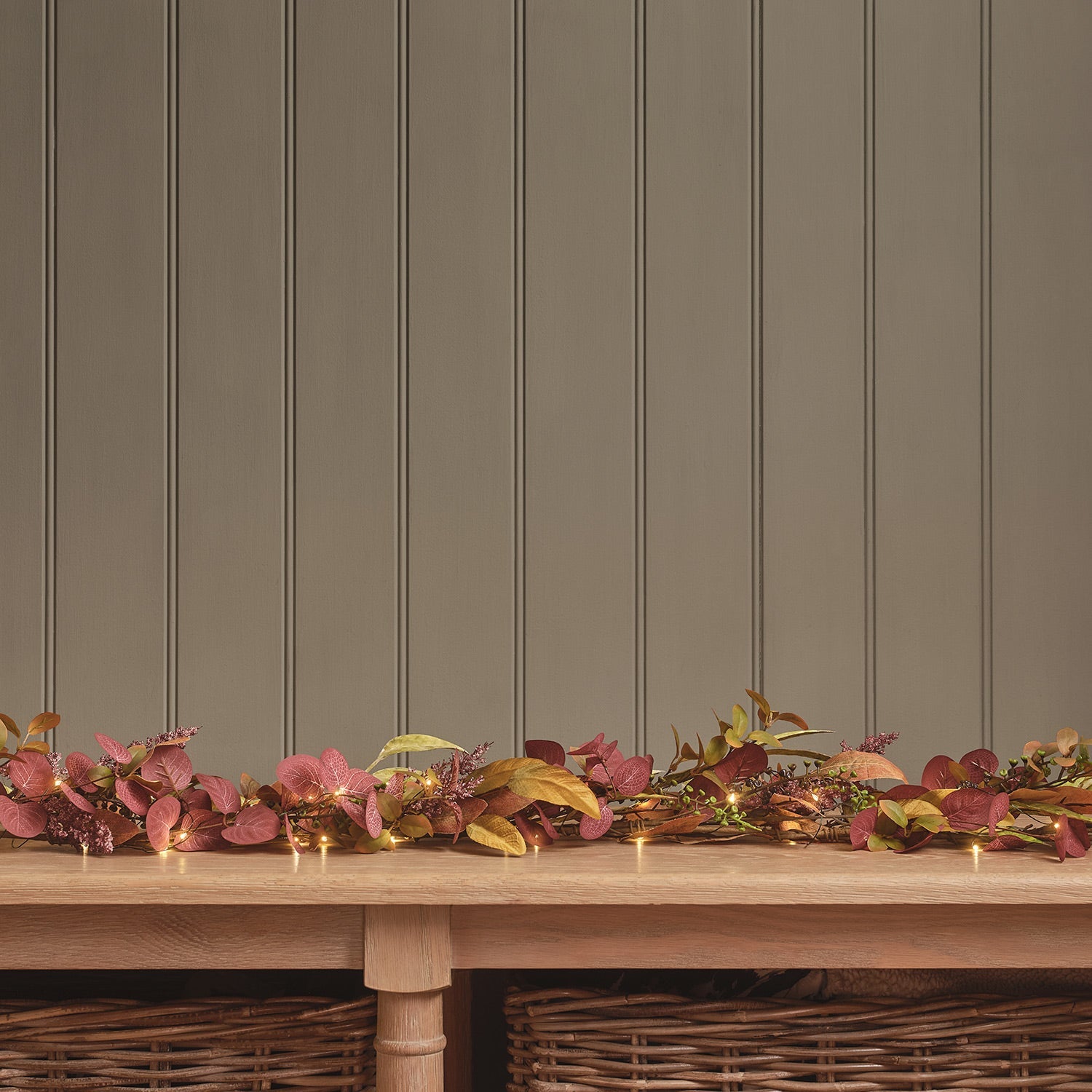 Pre Lit Autumn Winter Full Wreath & Garland