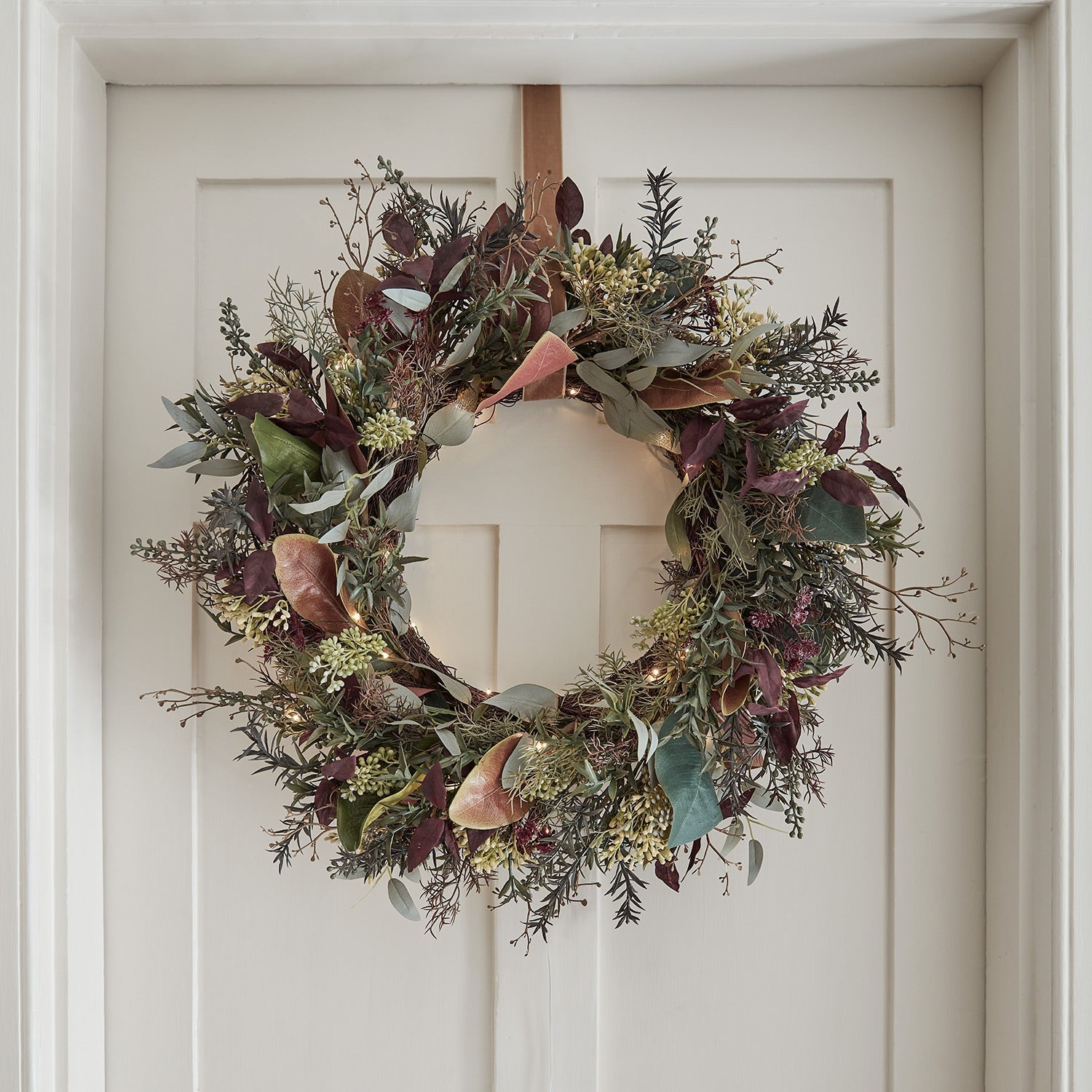 60cm Pre Lit Autumn Winter Wreath