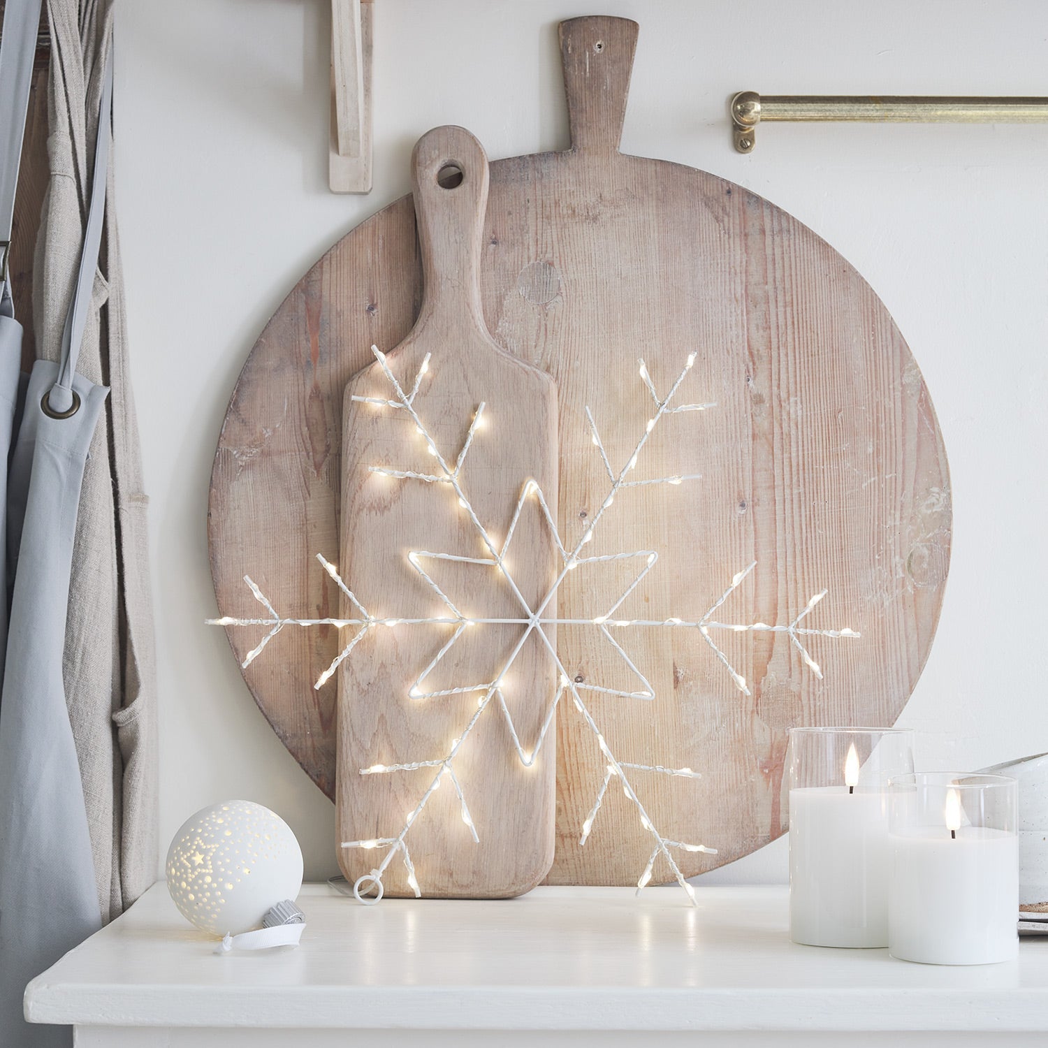 Osby Snowflake Christmas Window Light