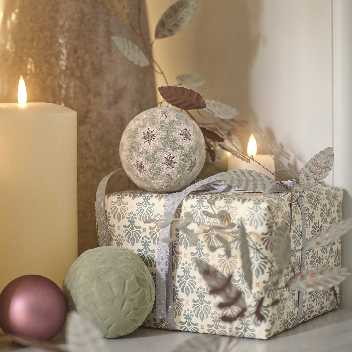 Set of 2 Painted Christmas Baubles