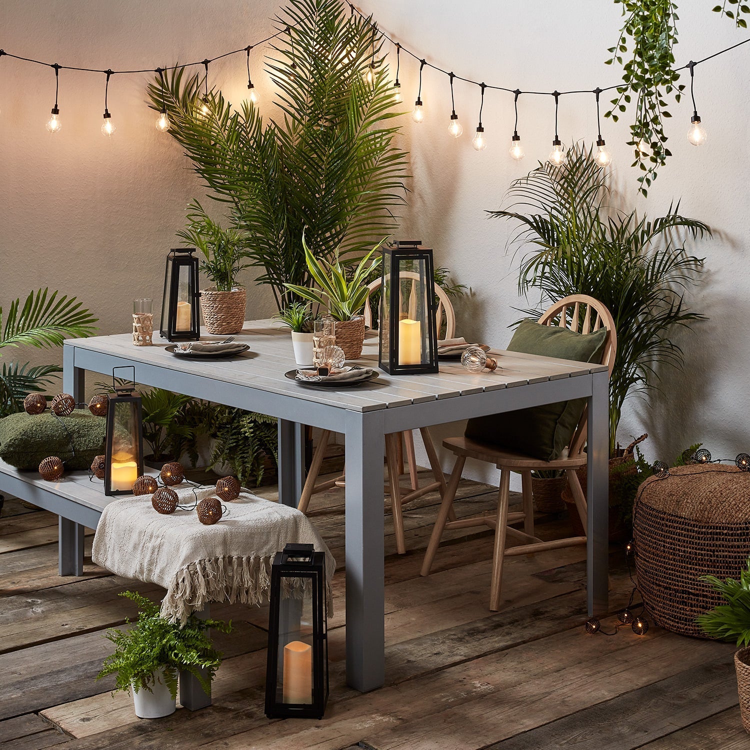 20 Drop Bulb Vintage Style Premium Solar Festoon Lights