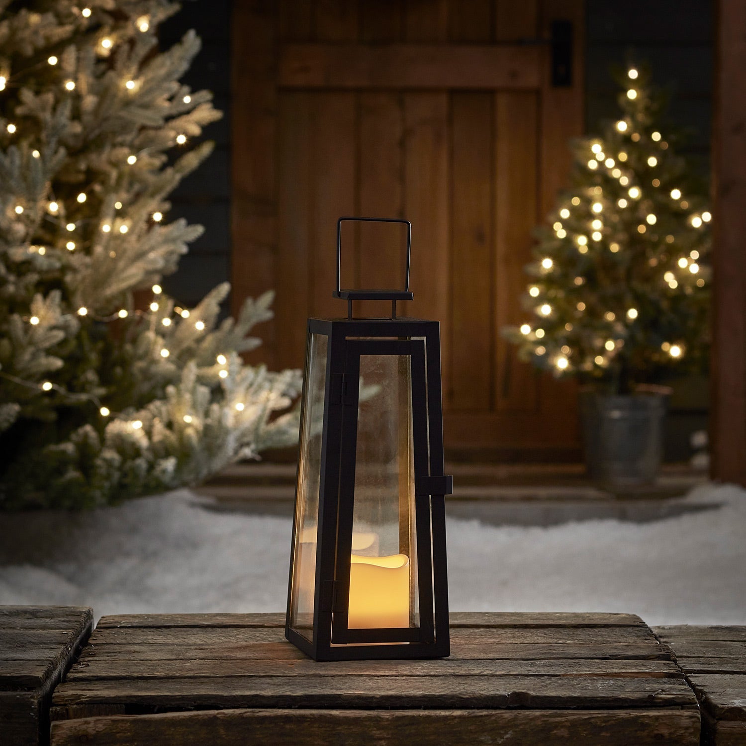 Porto Solar Metal Garden Lantern