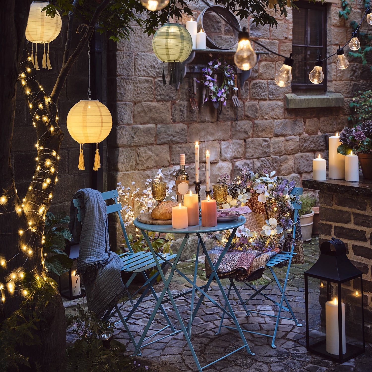 3 Pastel Lucena Tassel Hanging Solar Lanterns