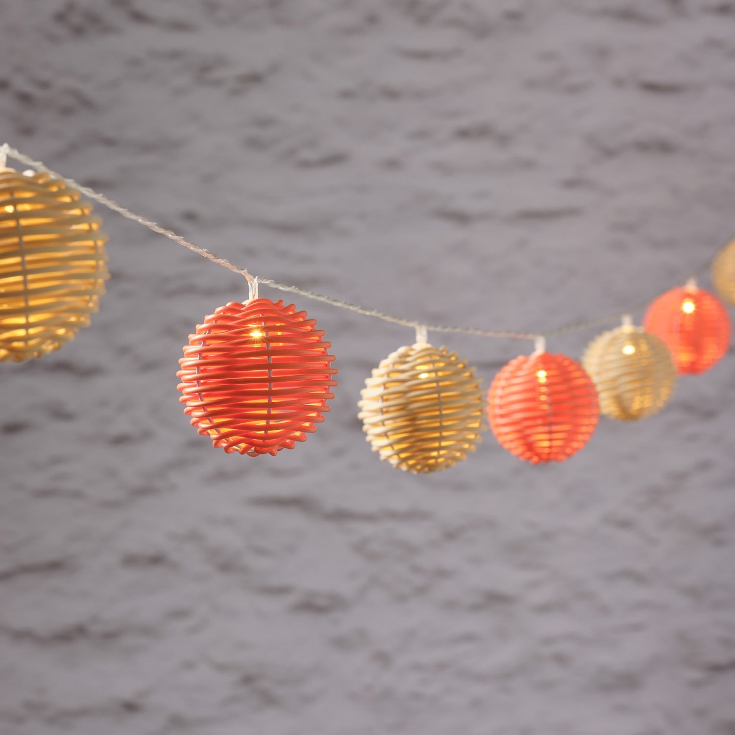 10 Rattan Ball Solar Fairy Lights