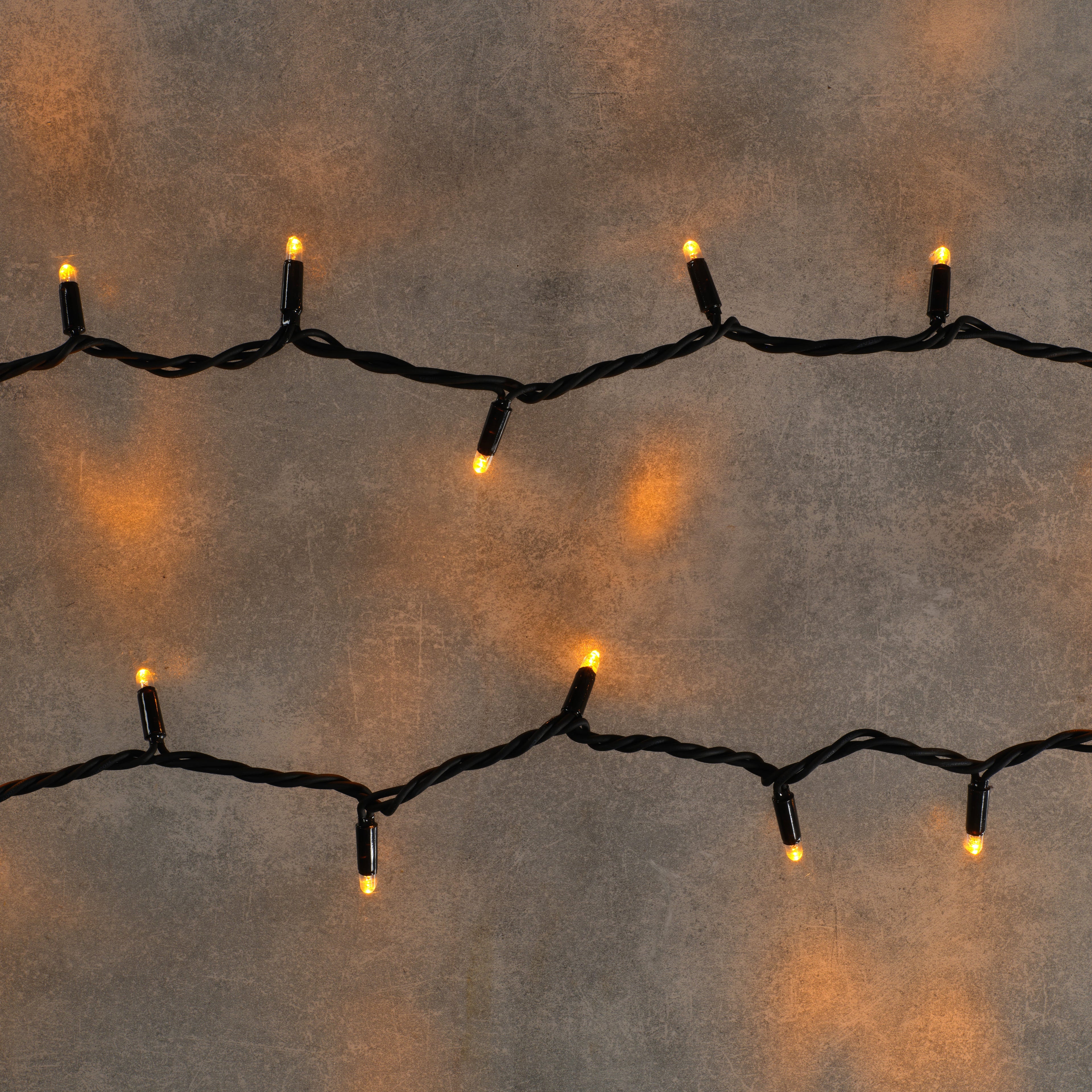 Plus Connect 55m 550 Traditional Warm White Connectable Fairy Lights Black Cable