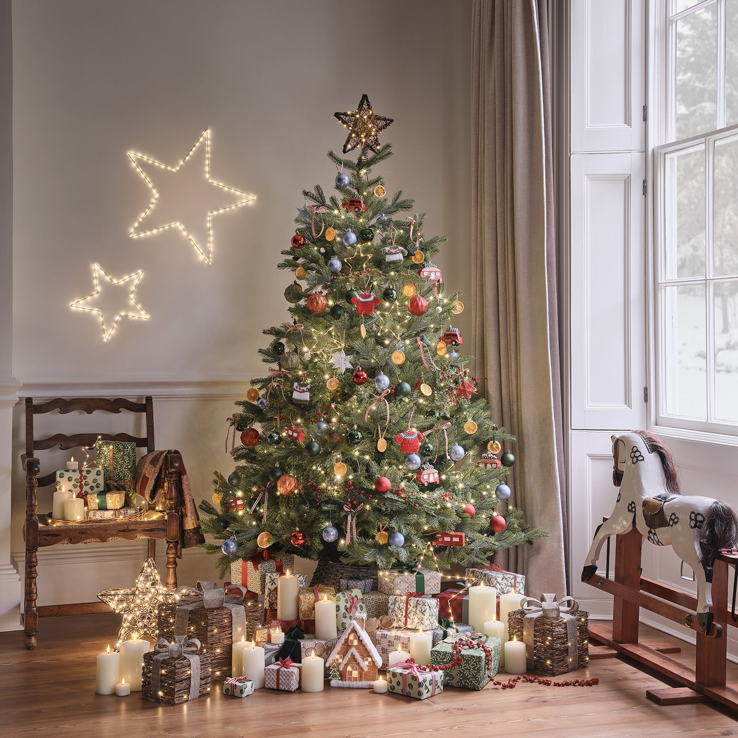 Set of 12 Pine Green Christmas Baubles