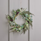 Classic Gold Berry Wreath & Garland