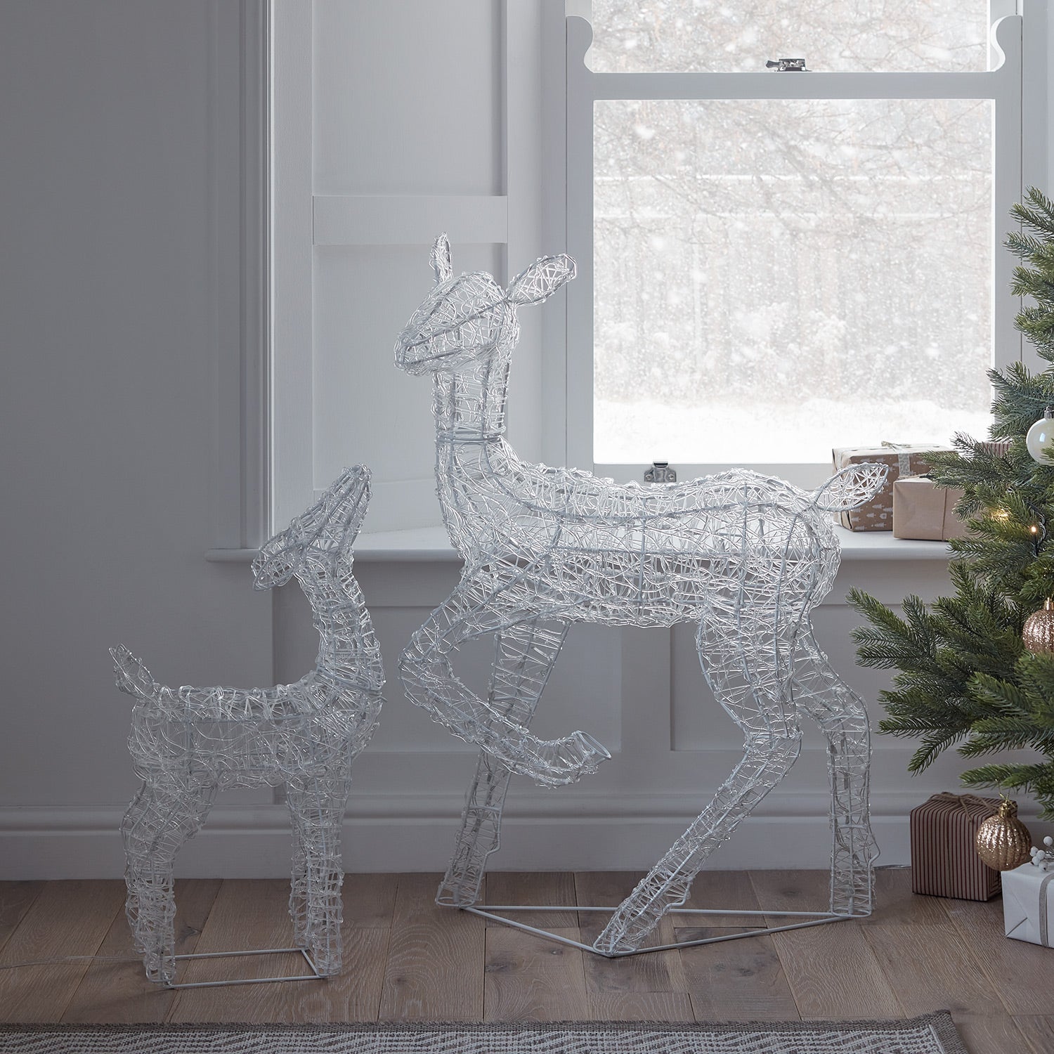 90cm Swinsty Doe & Fawn Acrylic Light Up Reindeer Duo