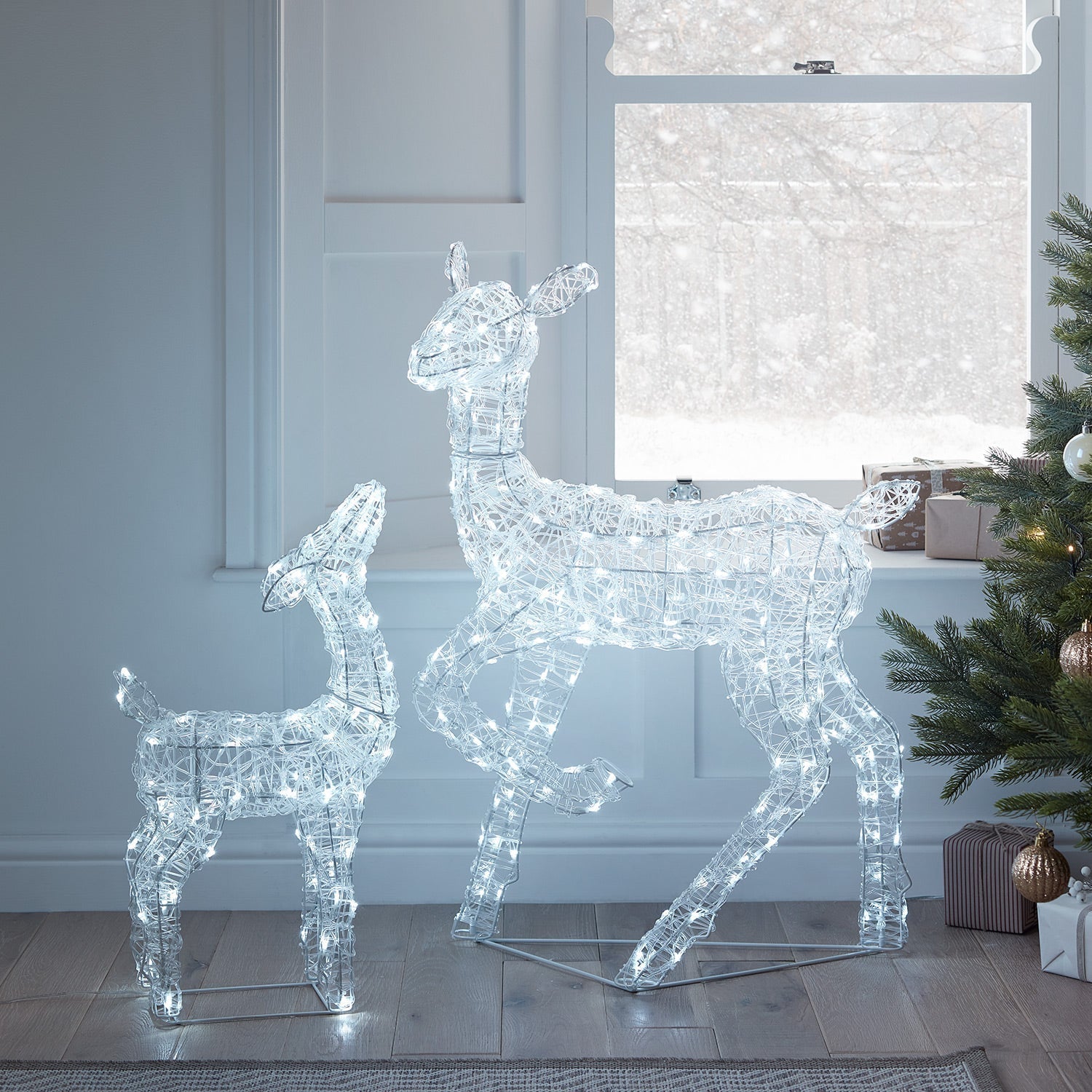 90cm Swinsty Doe & Fawn Acrylic Light Up Reindeer Duo