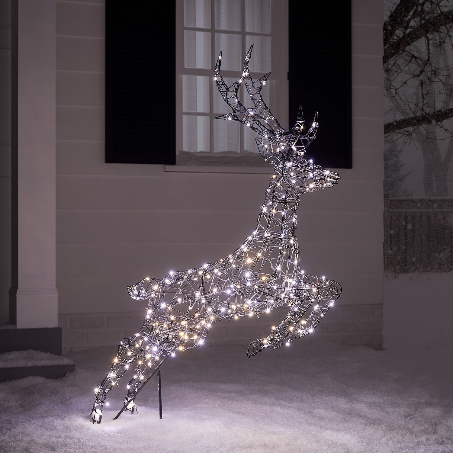 1.4m Regular Harlow Rattan Stag Dual Colour LED Light Up Reindeer
