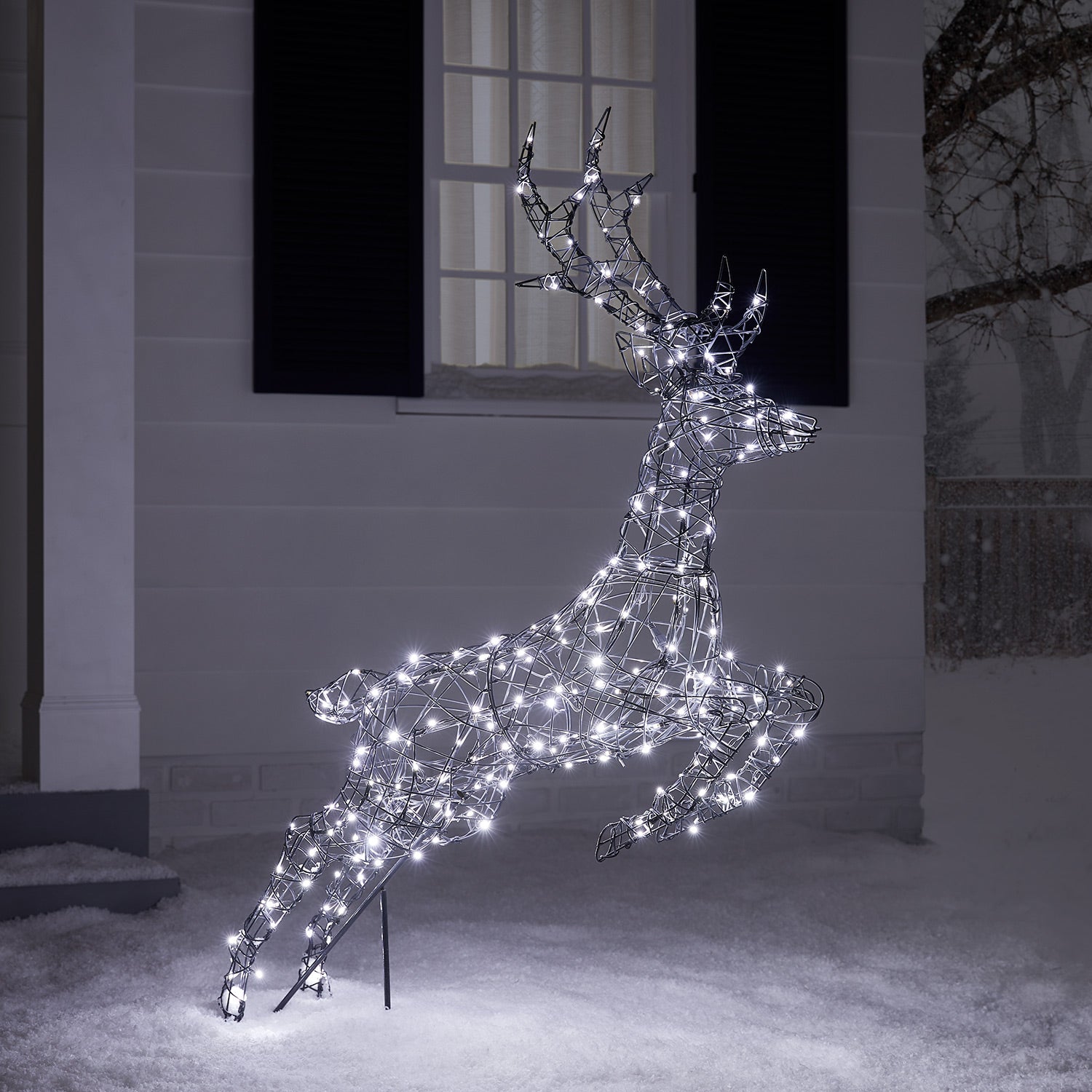 1.4m Regular Harlow Rattan Stag Dual Colour LED Light Up Reindeer