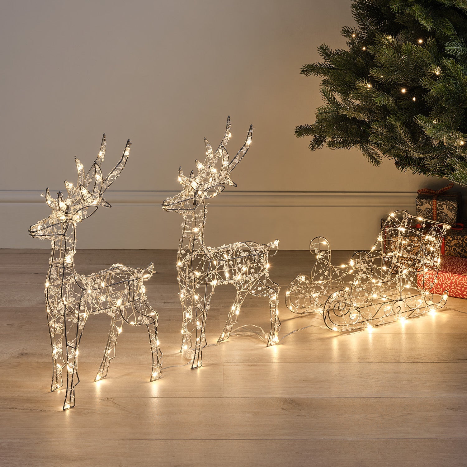 Set of 2 Beaded Micro Reindeer & Sleigh